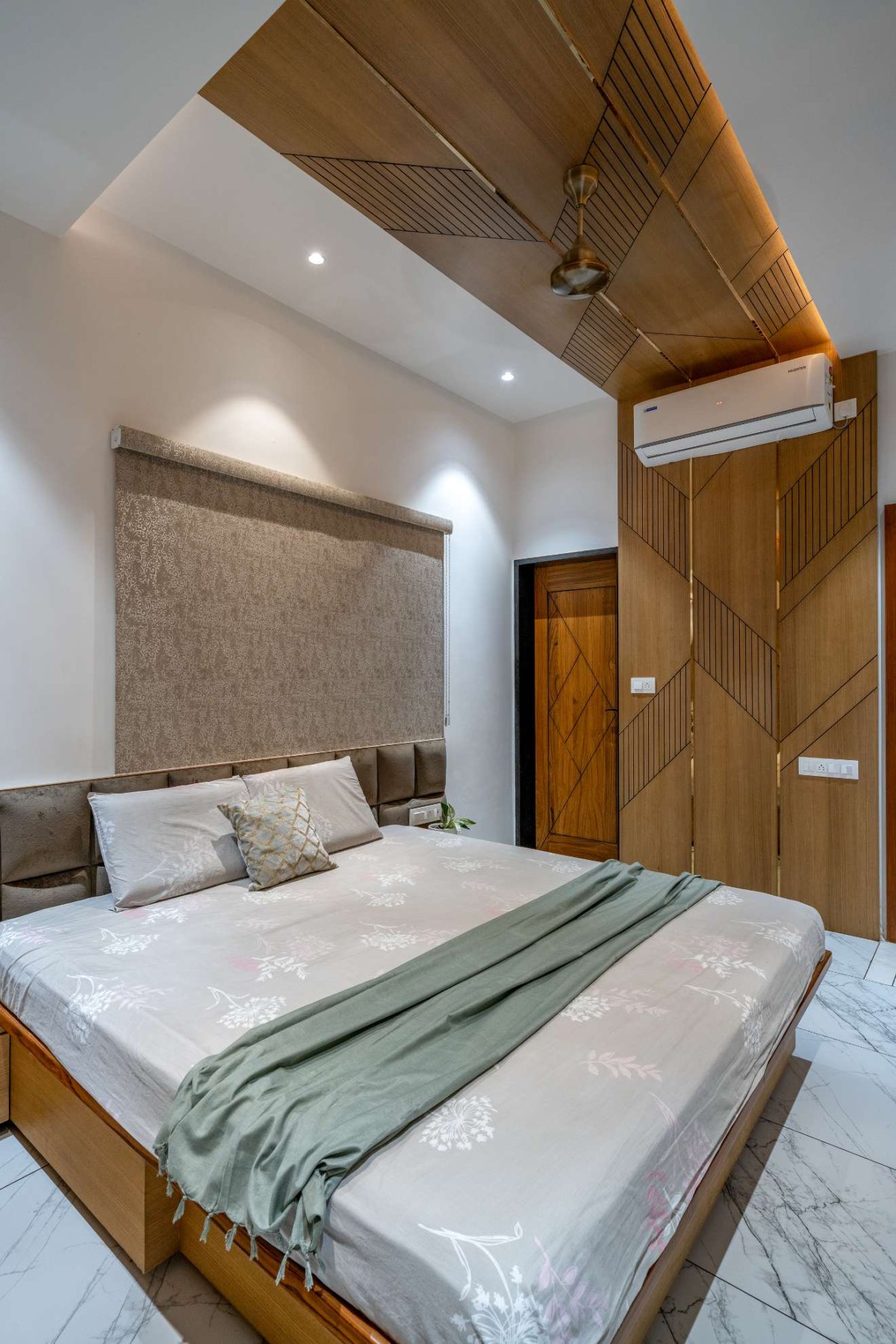 Mother's Bedroom of Avaradi House by Sense of Space Architecture Studio