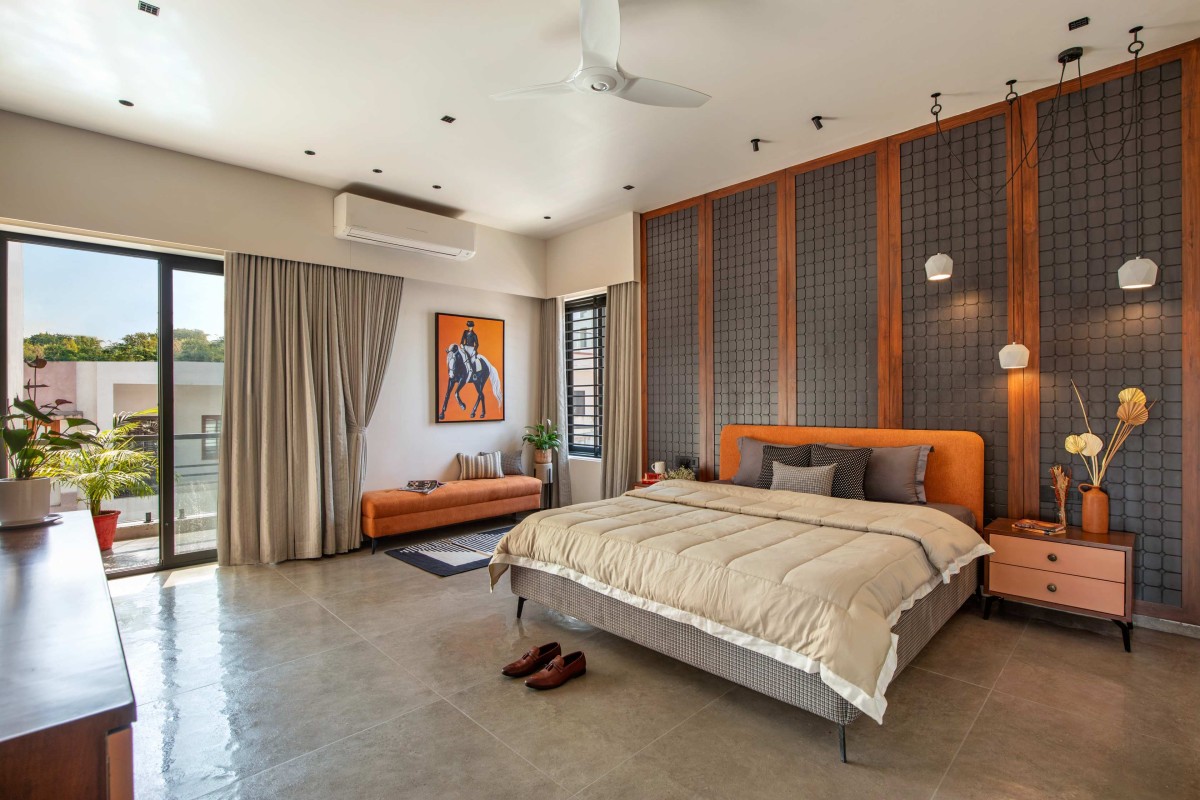 Bedroom of Pramukh Villa by Foresight Associates