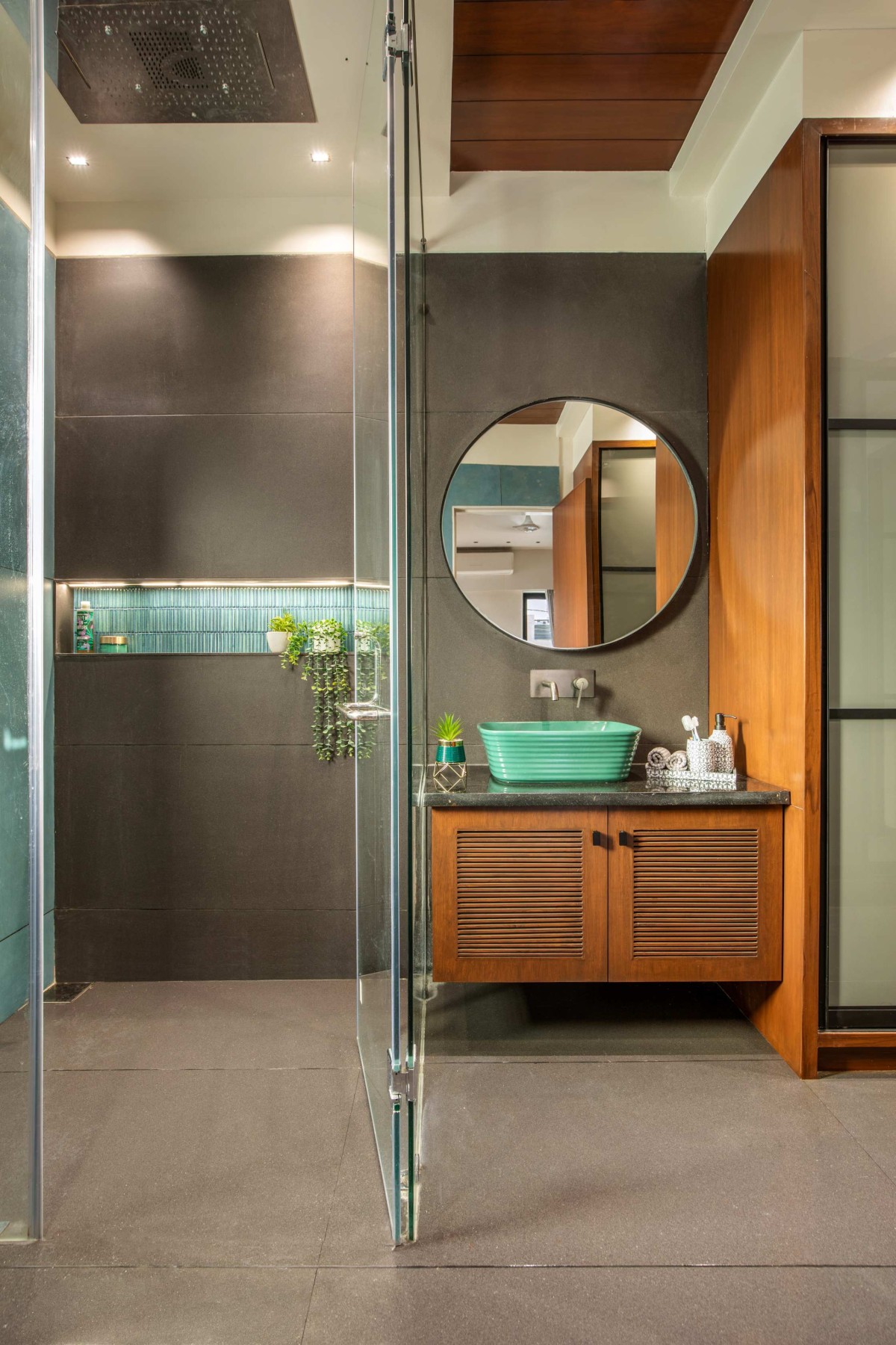 Bathroom of Pramukh Villa by Foresight Associates