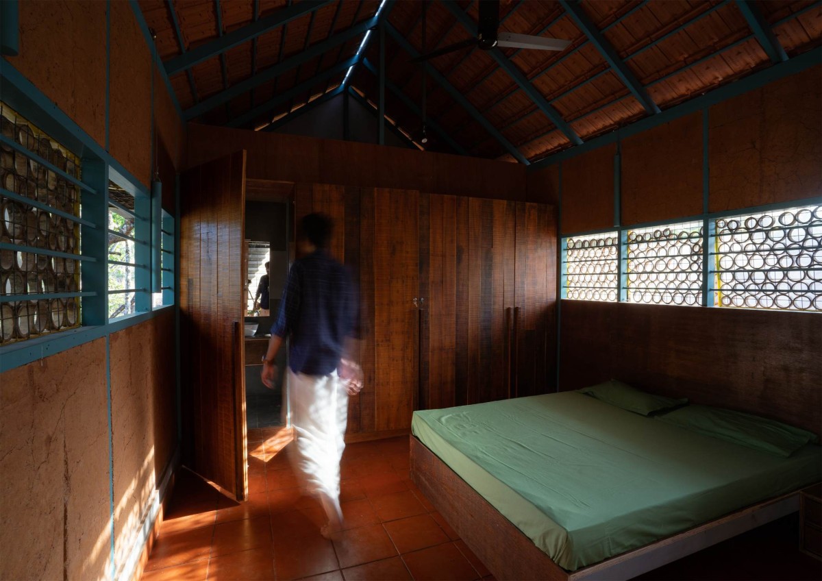 Bedroom 2 of Skin And Bone Residence by A Line Studio