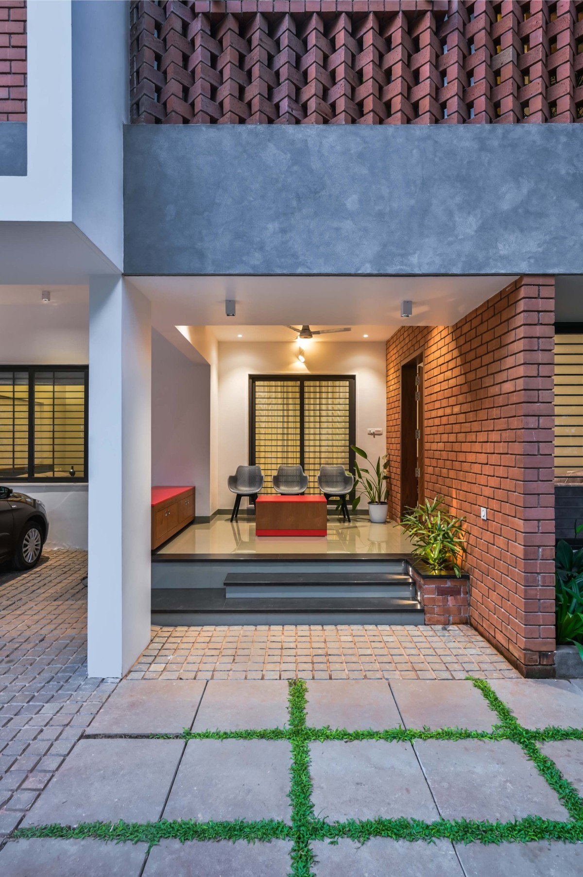 Entrance of Brick Screen House by HONEYCOMB Architects