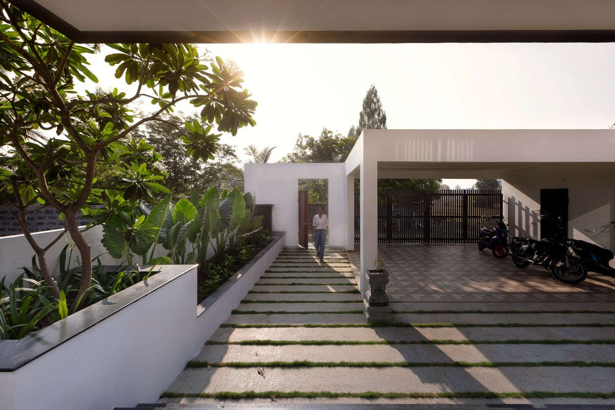 Car porch of The House of Frames by Studio Riba