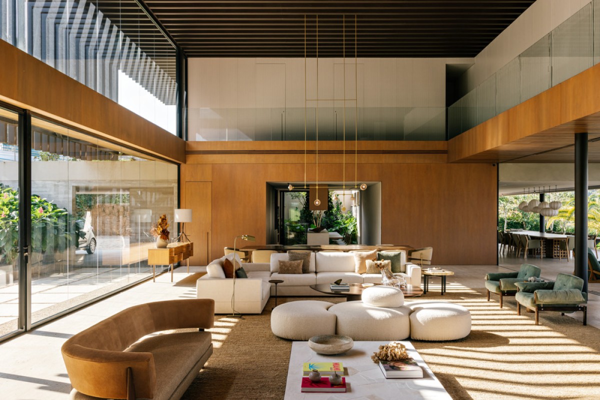 Living room of Valencia House by Padovani Arquitetos