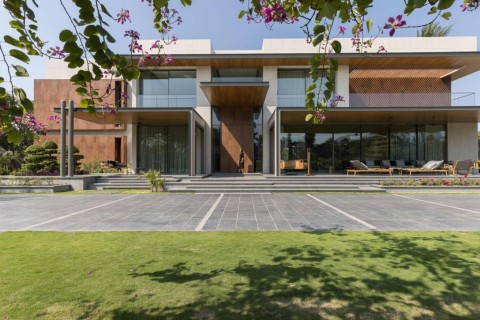 Narola Villa by Essteam Design Services LLP