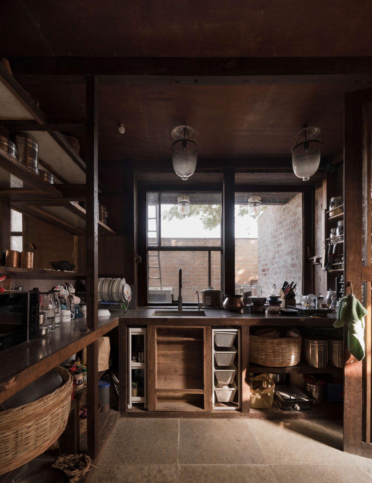 Kitchen of Pott House by Kiron Cheerla Architecture Design