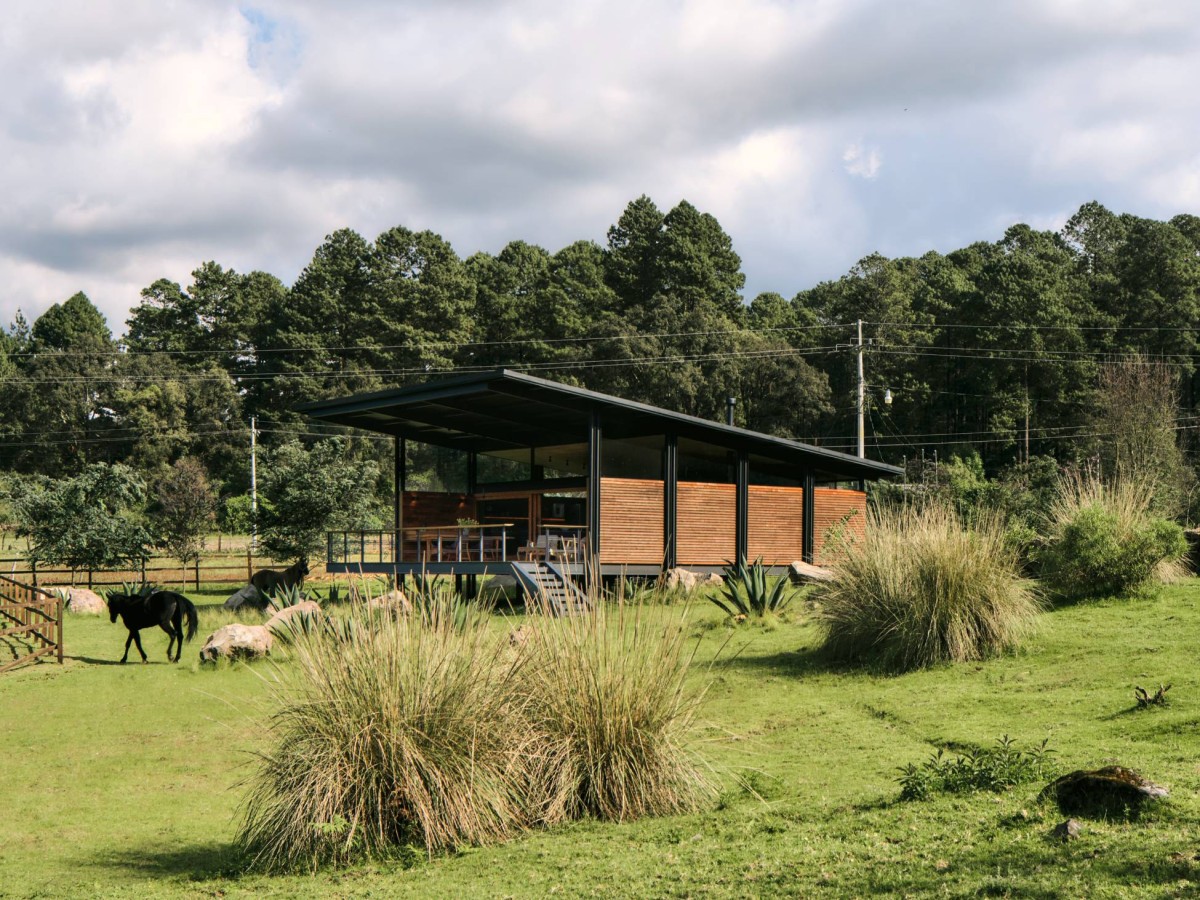 Exterior view of Tiny House by Weber Arquitectos