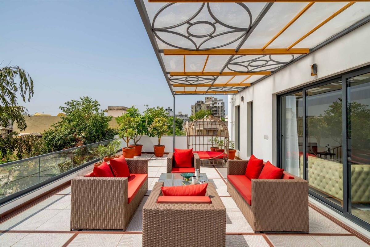 Terrace of Bhavi by 9 Degree Design Studio