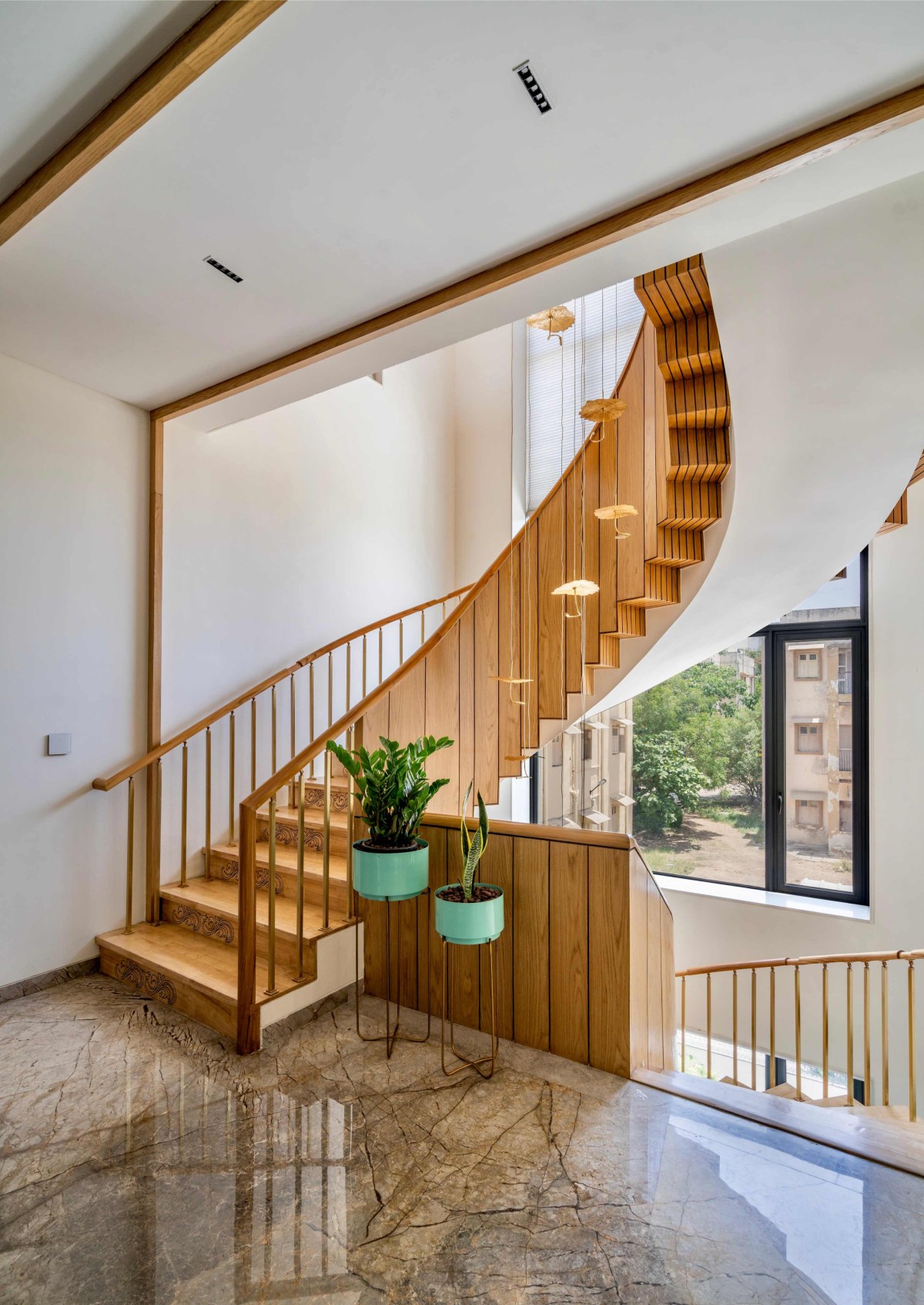 Passage to staircase of Bhavi by 9 Degree Design Studio