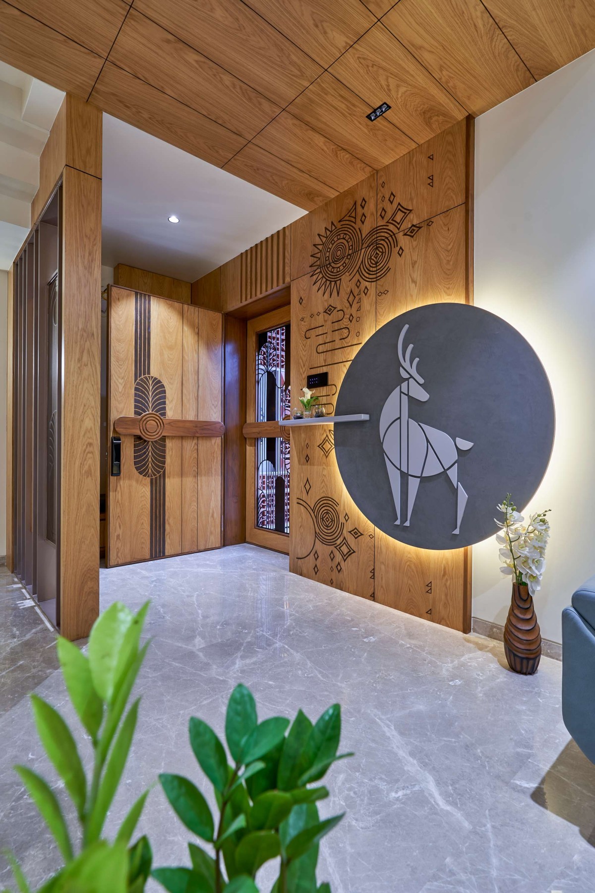 Foyer of Nest by Era Architect & Associates