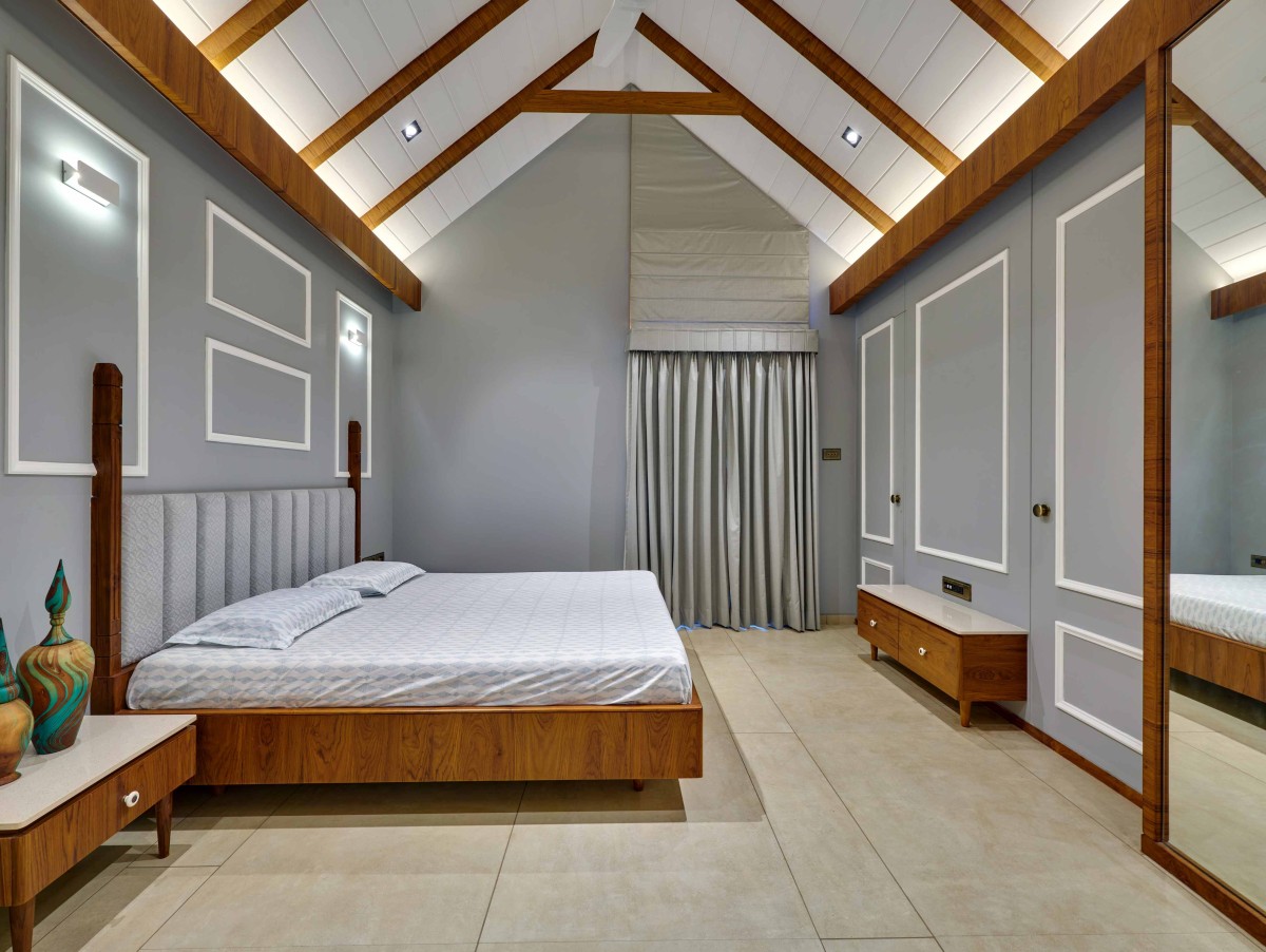 Bedroom 2 of Anandi House by Abhay Pise & Associates