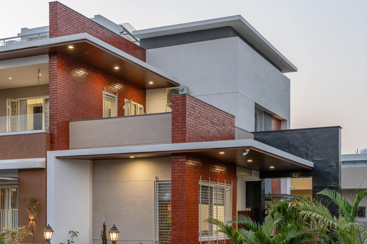 Dusk light exterior view of Vithai Residence by Studio AAD