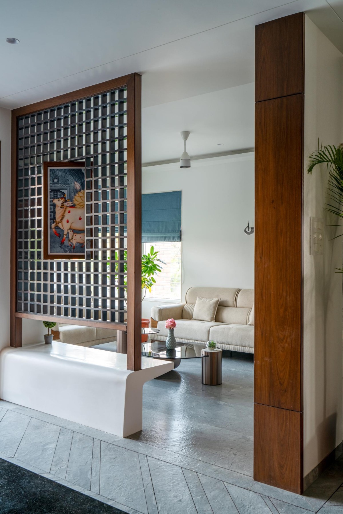 Passage to living room of Vithai Residence by Studio AAD