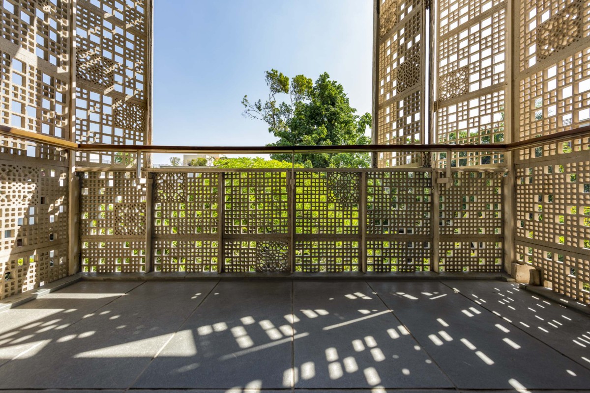 Balcony of House of Voids by Malik Architecture