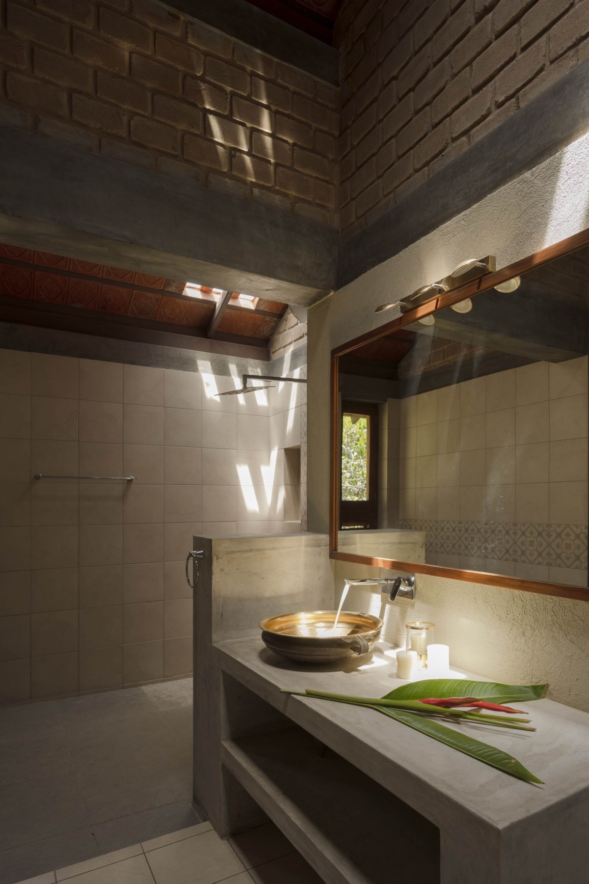 Washroom of Kaattu Veedu Guesthouse by Studio XS