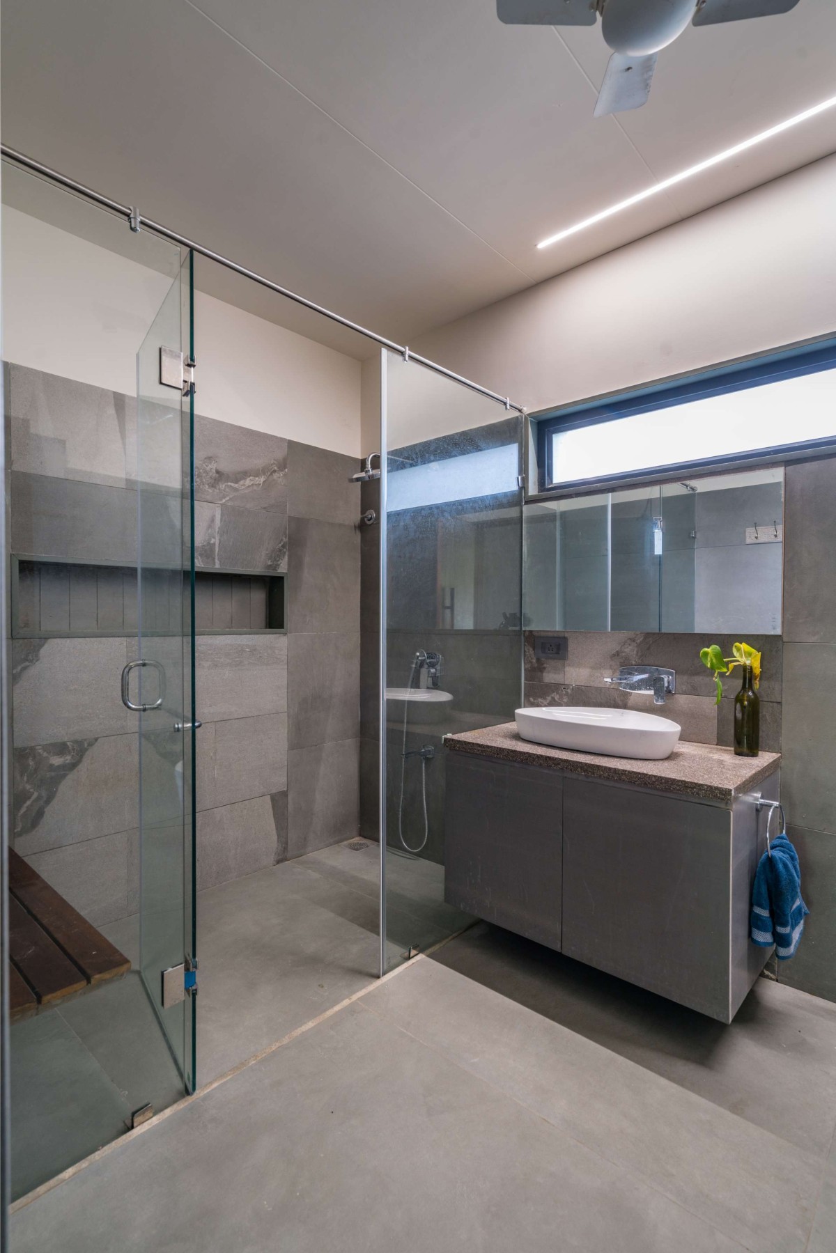 Bathroom of Om Winter Retreat by Studio 2+2