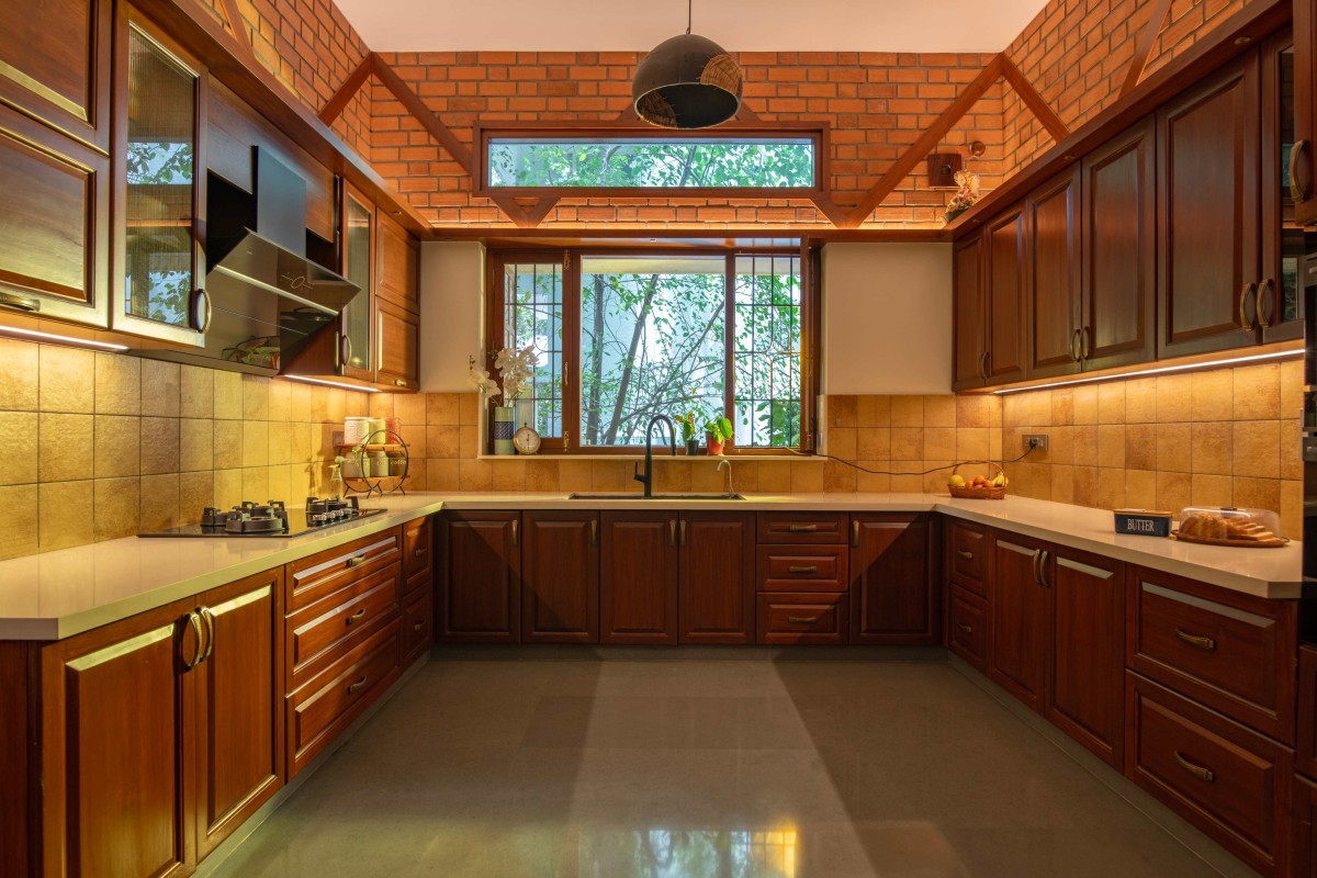 Kitchen of Thannal by Montimers Architects & Interior Designers