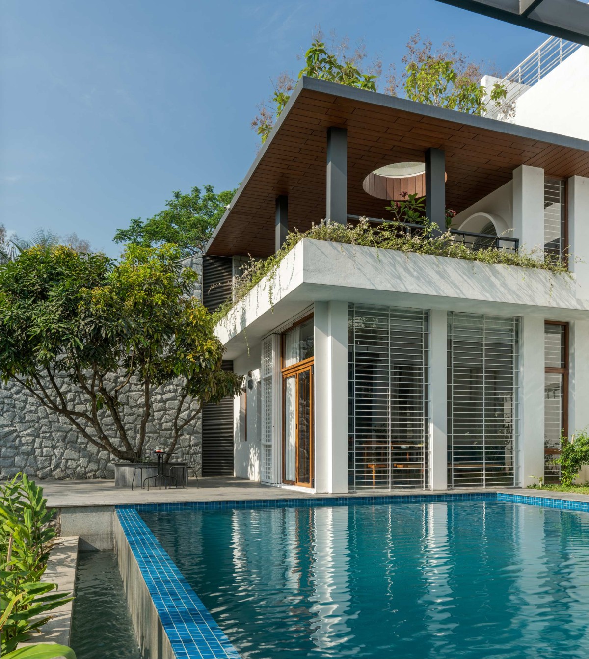 Pool view of Siri Residence by Design Kacheri