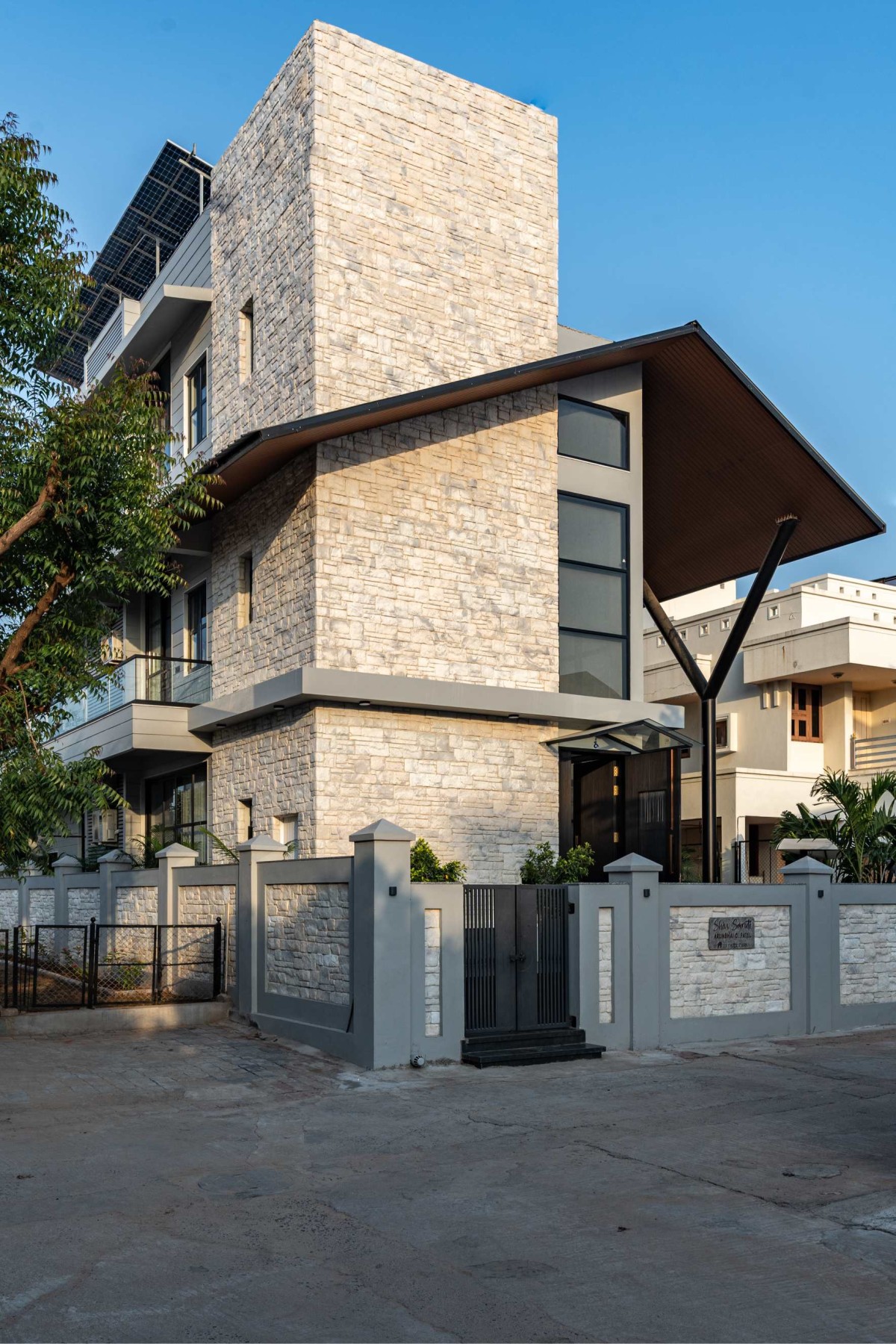 Exterior view of Patel Bungalow by Sheth Design Studio