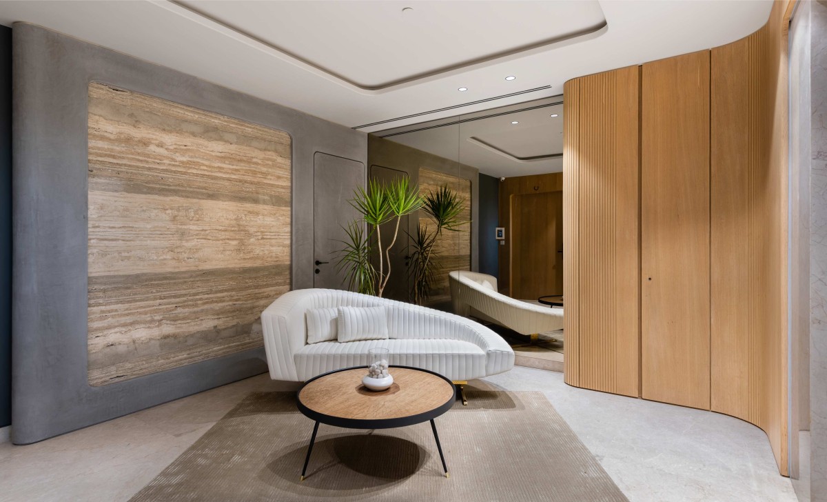 Lounge of Round Edged House by Sanjay Newaskar Designs LLP