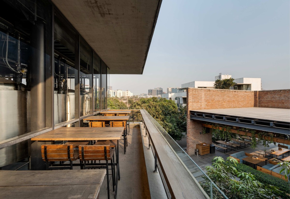 Balcony seating of Zero40 by 23 Degrees Design Shift