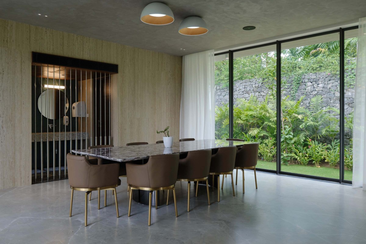 Dining of Payyavoor House by SOHO Architects