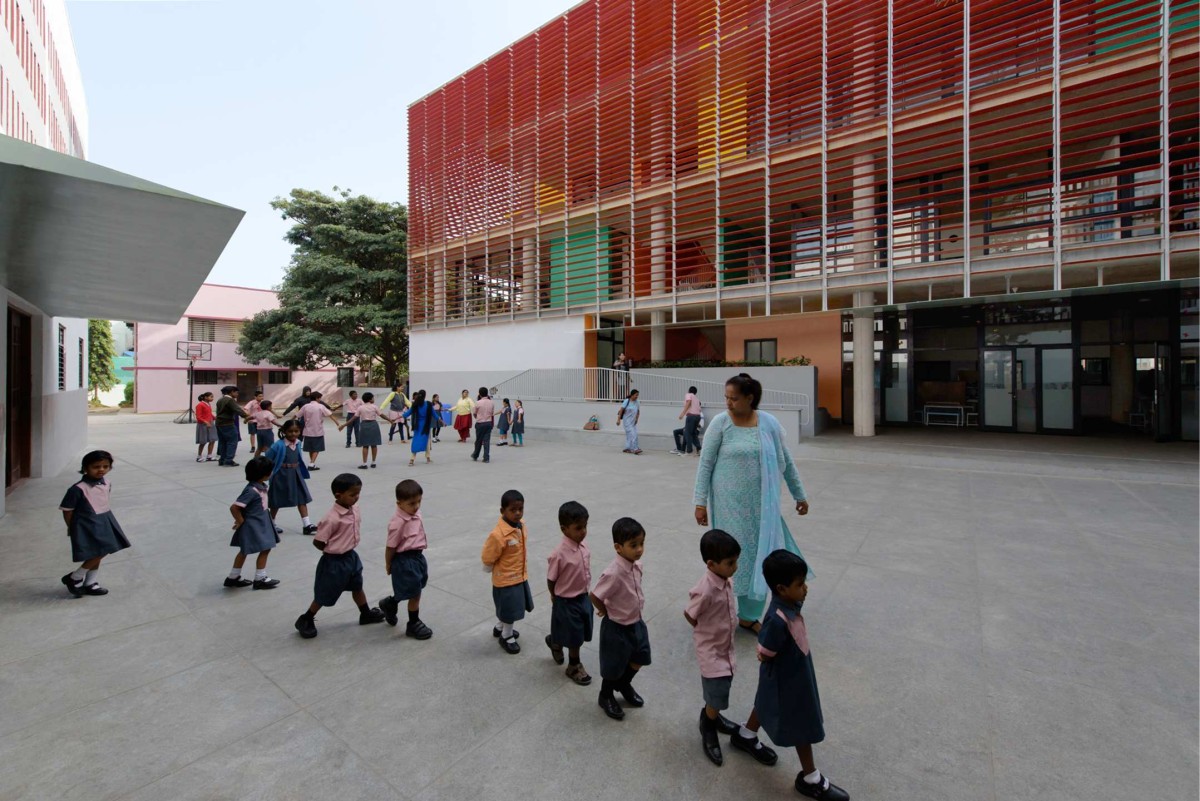 Courtyard of Divya Shanthi School by Flying Elephant Studio