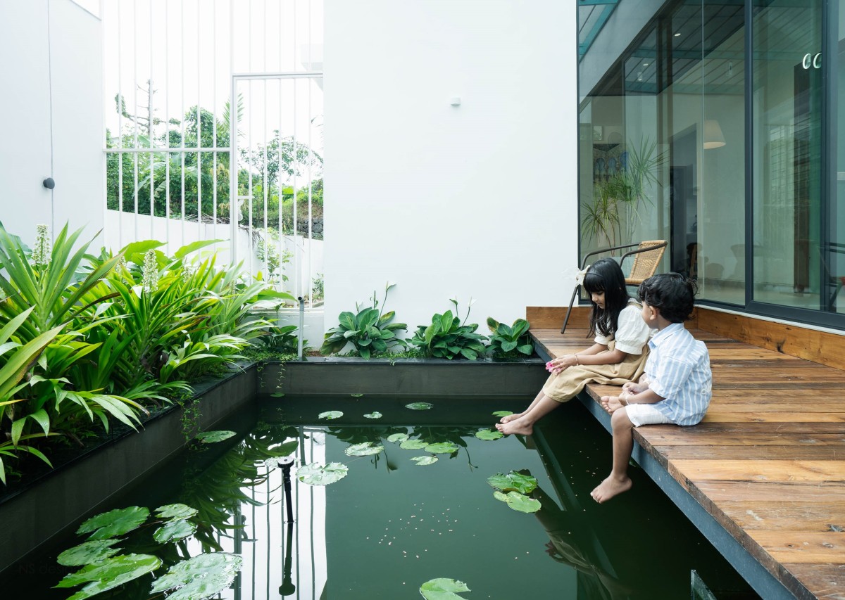 Courtyard of Mariyam Residence by ENS Designs