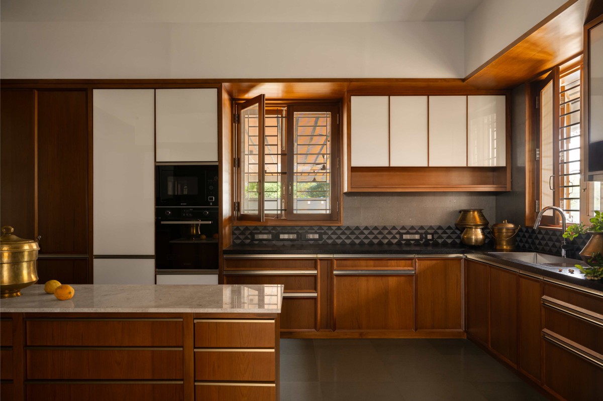 Kitchen of Thamarai by EDOM Architecture