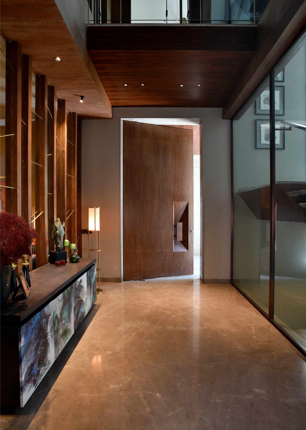 Entrance foyer of T House by Saka Studio