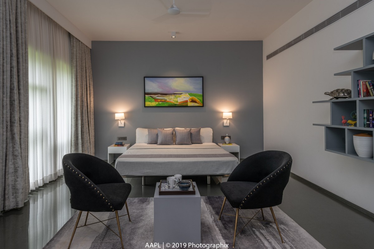 Guest Bedroom of The Courtyard House by Associated Architects (i) Pvt. Ltd