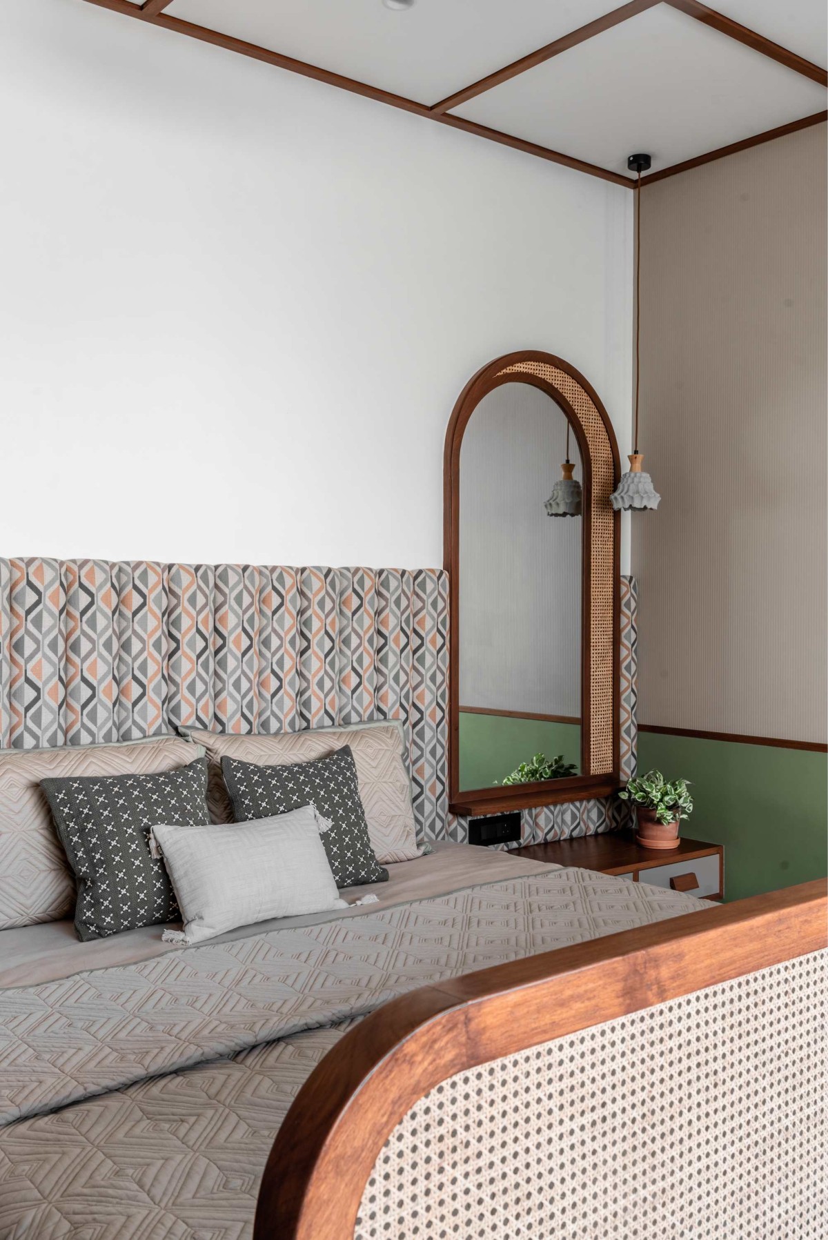 Parents Bedroom of Vrundavan by DF Architects