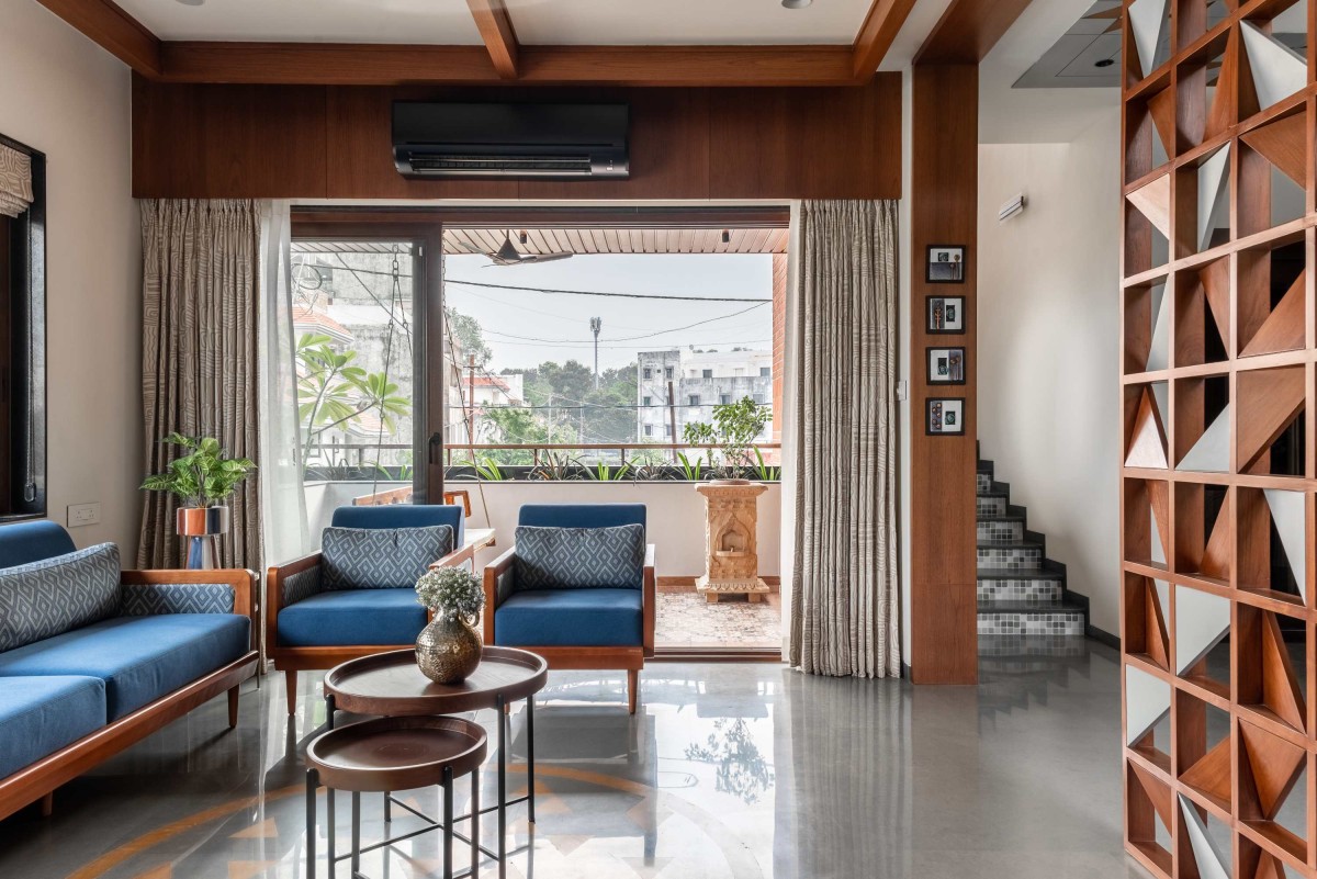 Formal living room of Vrundavan by DF Architects
