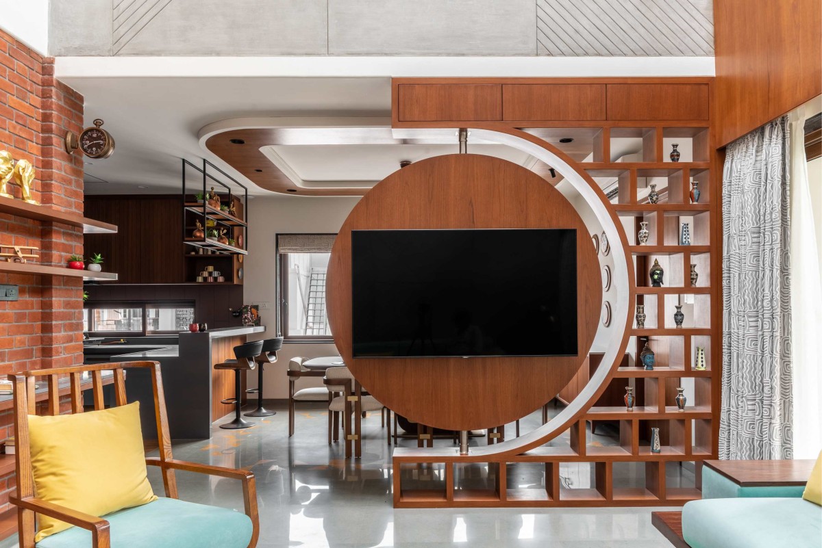 Informal living room of Vrundavan by DF Architects