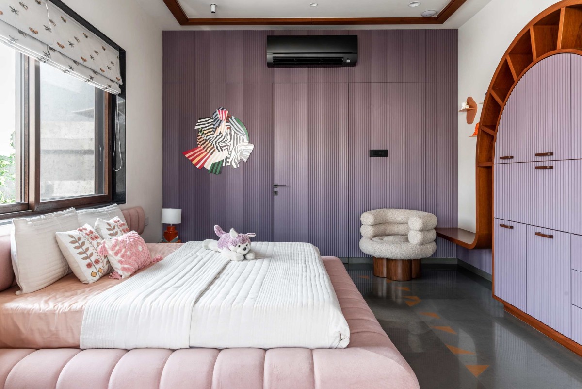 Daughter's Bedroom of Vrundavan by DF Architects