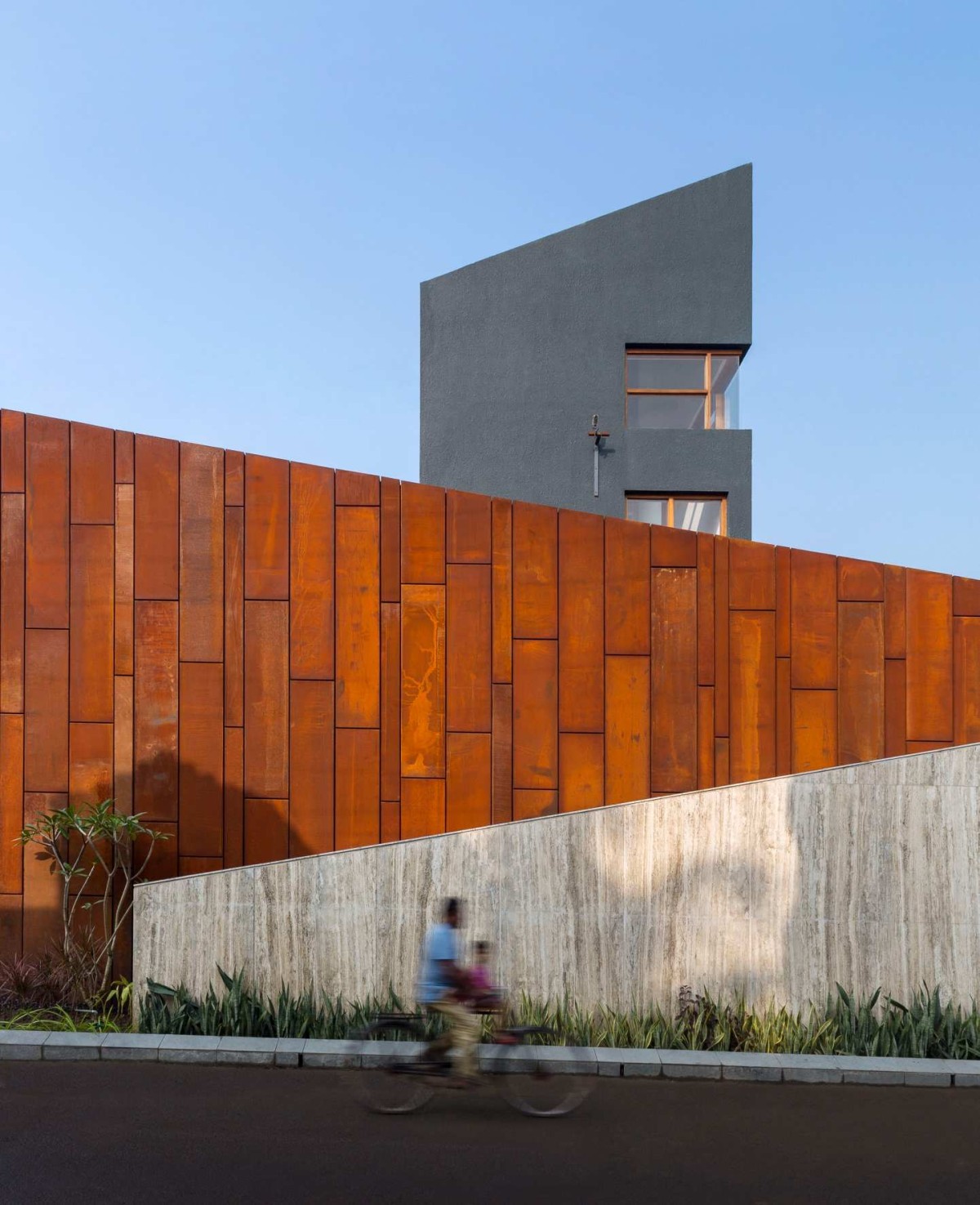 Exterior view of Wall House by Abin Design Studio