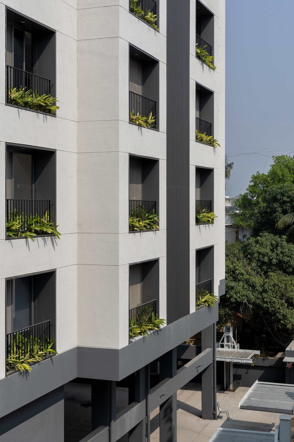 Exterior view of Amar Apex by S'thetic Design Studio