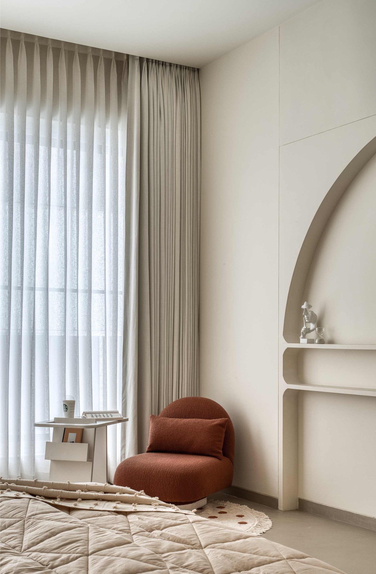 Daughter's Bedroom of The Framescape by Karaagre Designs