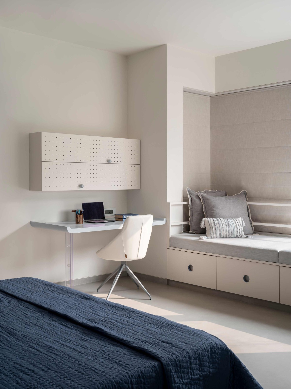 Son's Bedroom of The Framescape by Karaagre Designs