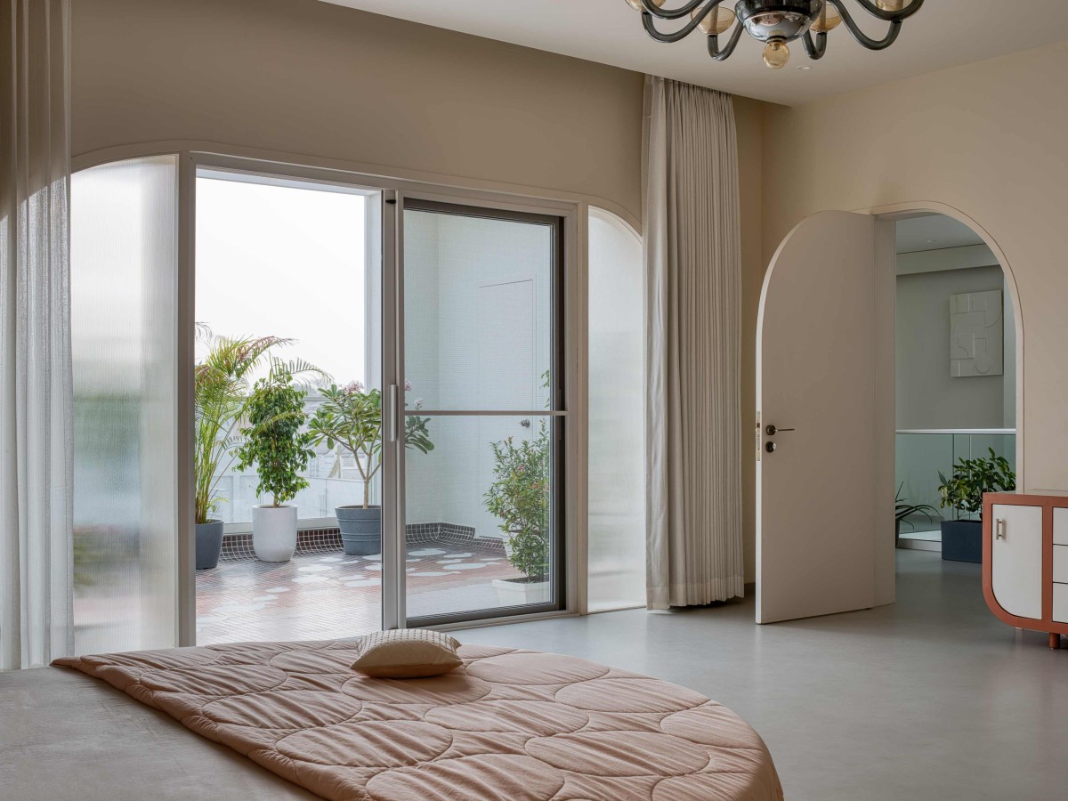 Master Bedroom of The Framescape by Karaagre Designs