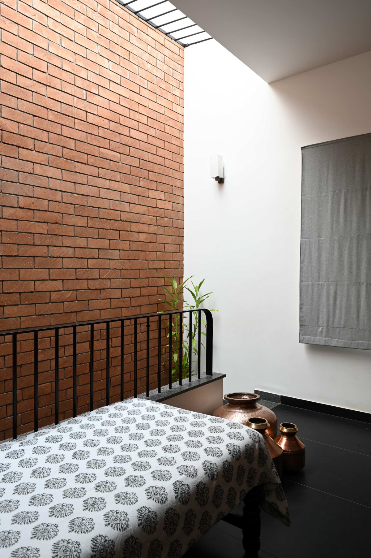 Study Room of 13X70 House by Studio ZERO.1