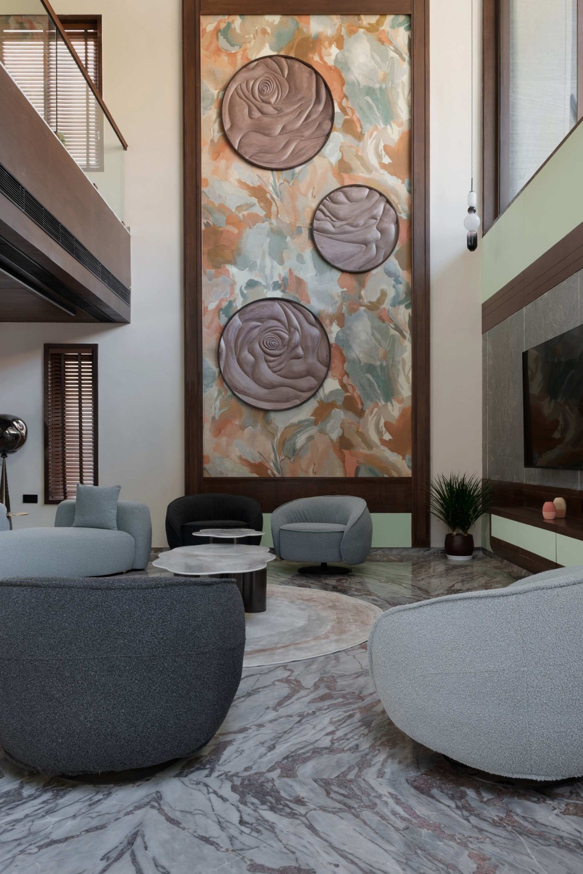 Living room of Green Serene House by Manoj Patel Design Studio