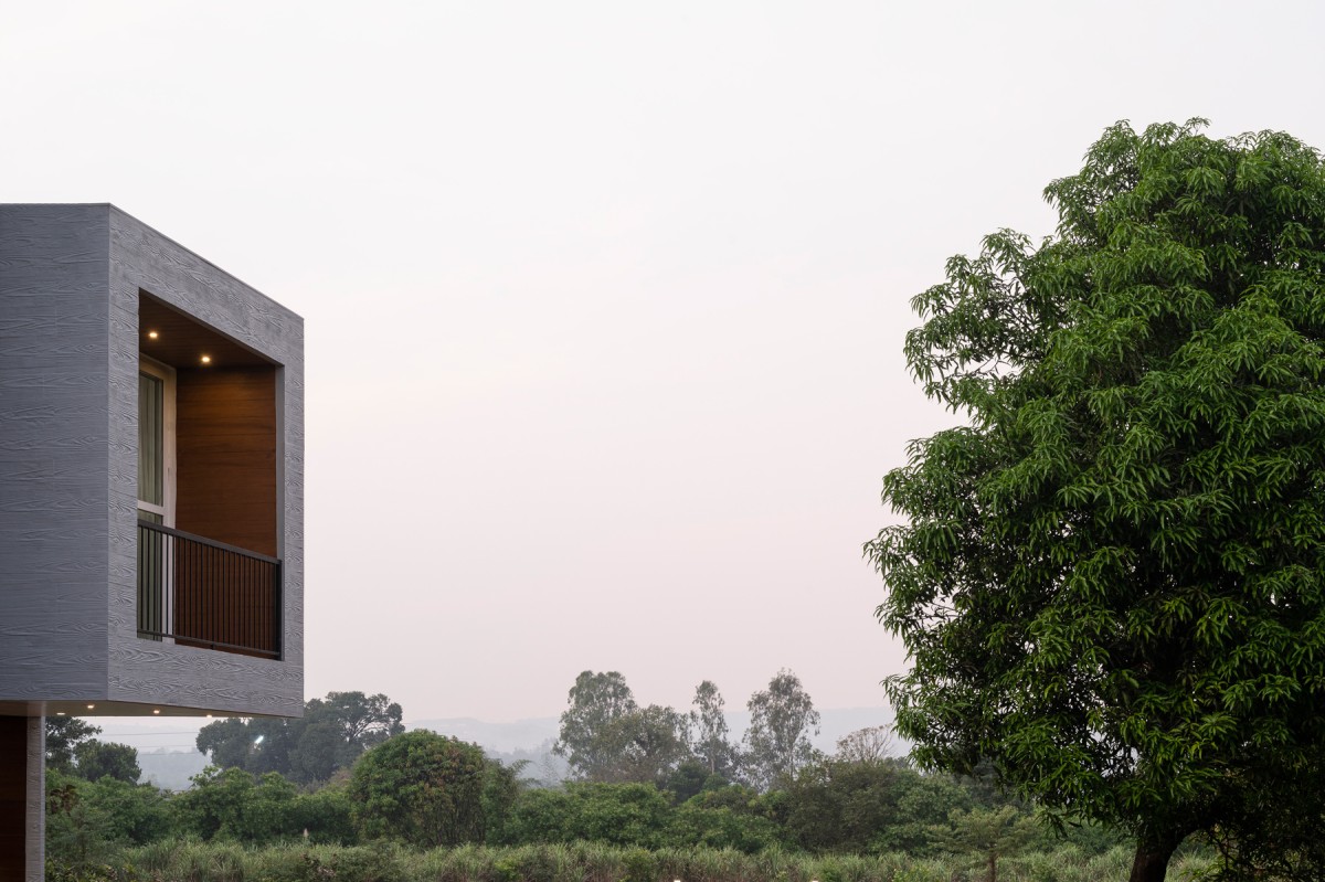 Field house_ cantilevered bedroom