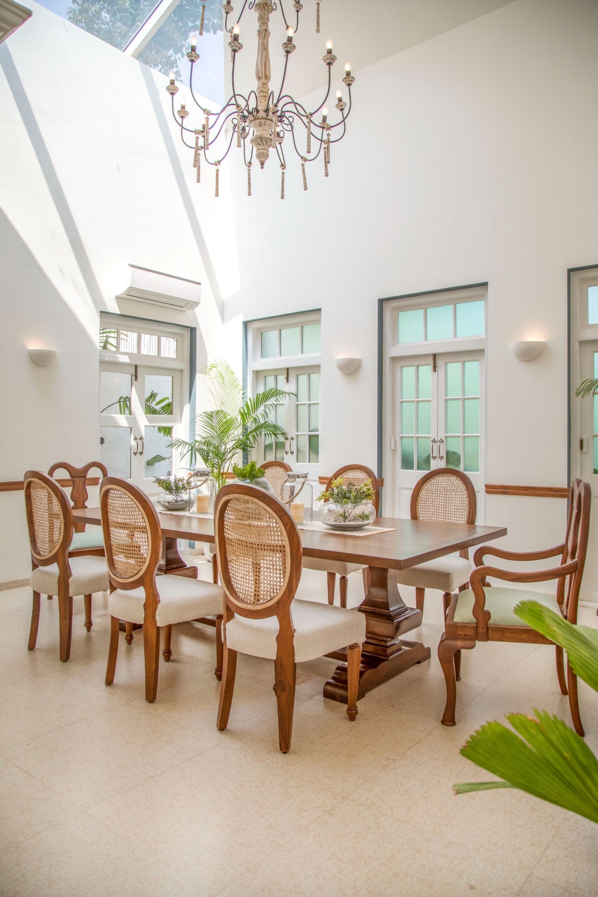 Dining area lights up from the sunlight filtering in