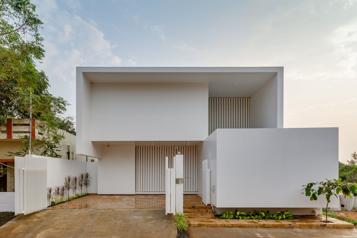 The Civil Engineer House by LID Architects