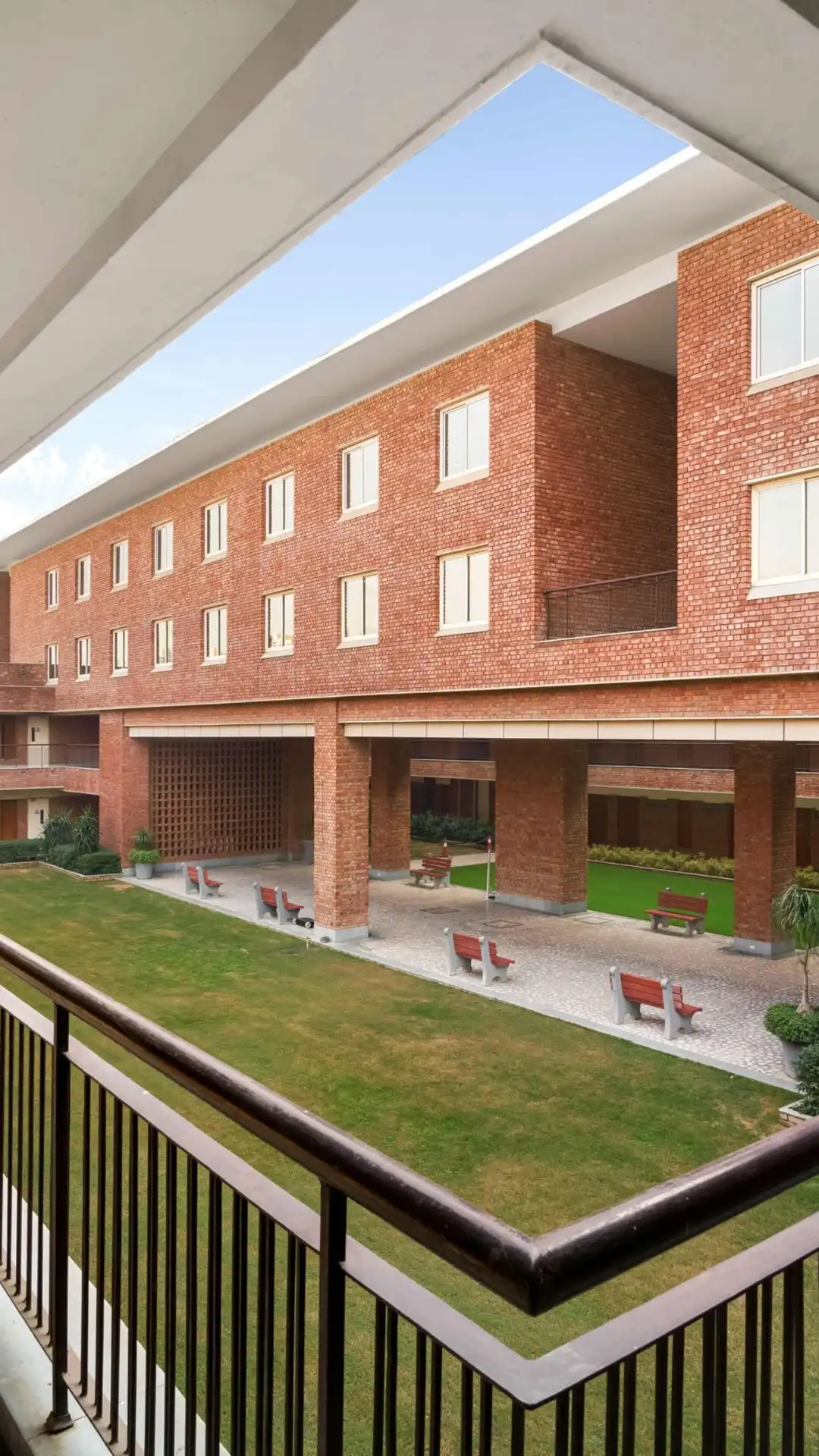 The Lalit Suri Hospitality Institute by Morphogenesis