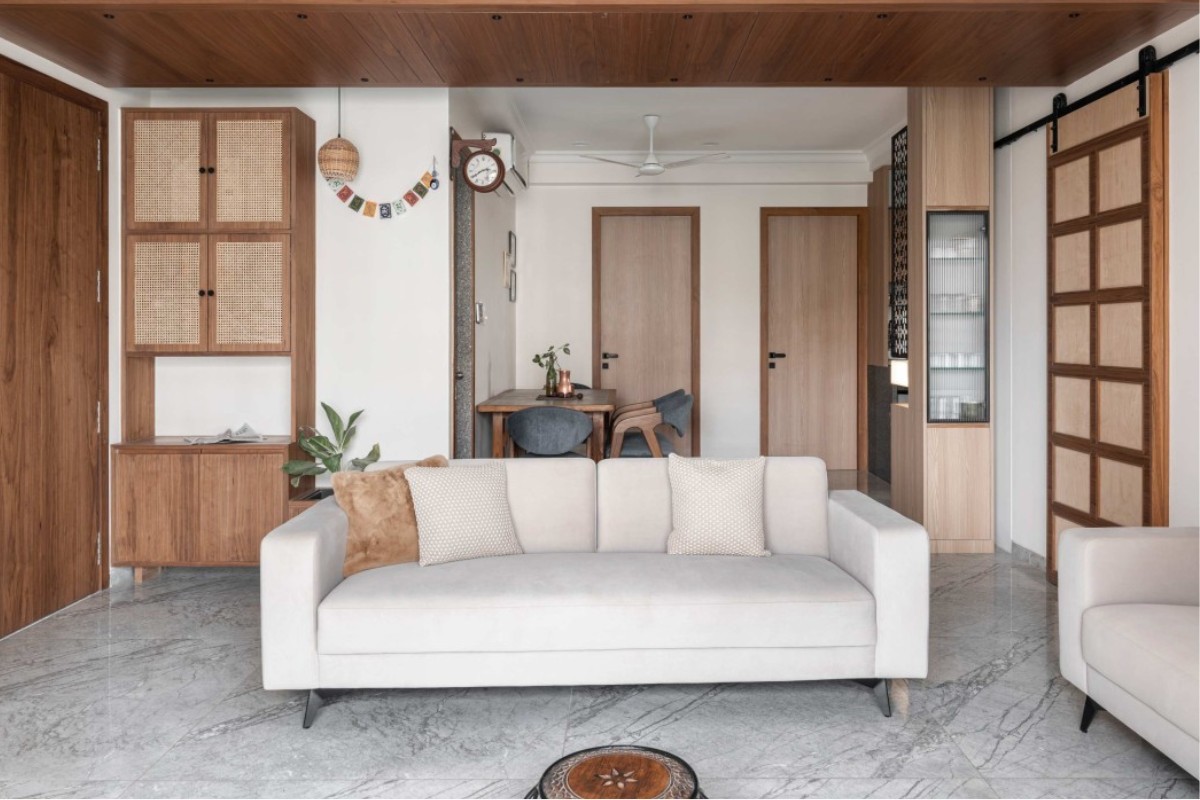 E 702 by JAN Design Studio